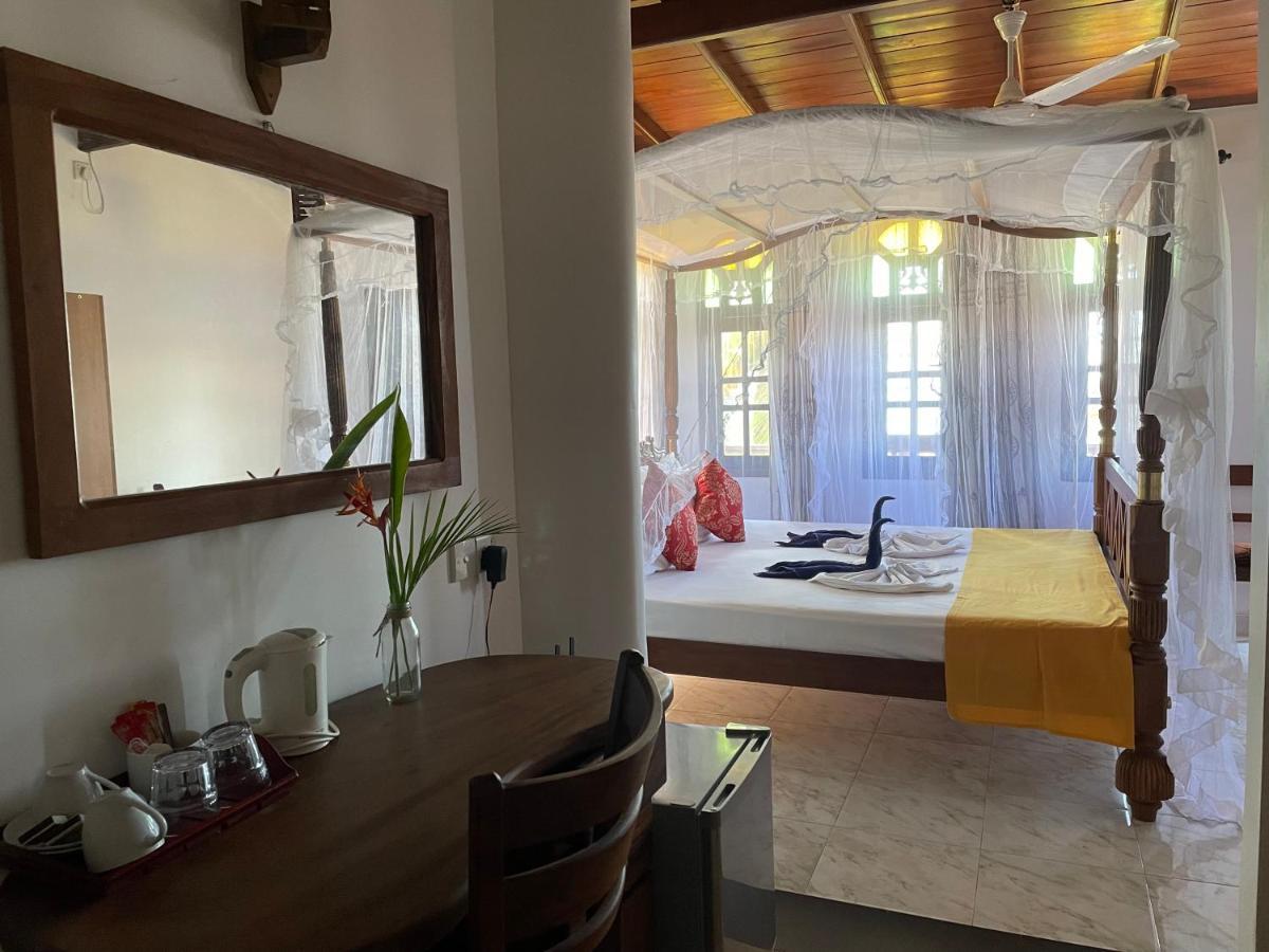 Flamingo Guest House Унаватуна Екстериор снимка