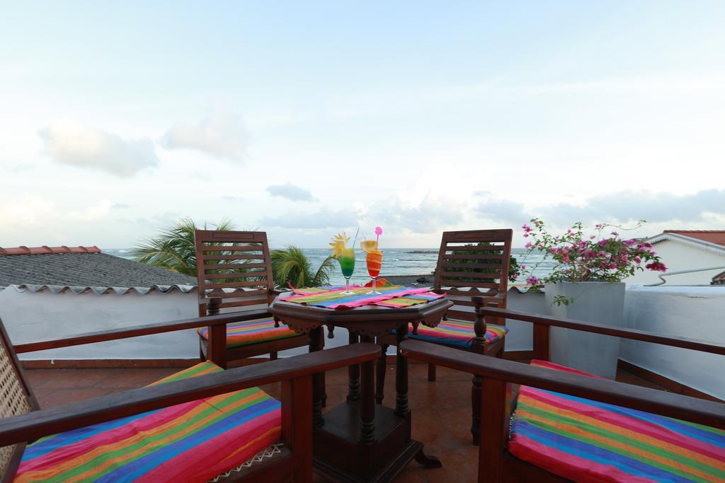 Flamingo Guest House Унаватуна Екстериор снимка